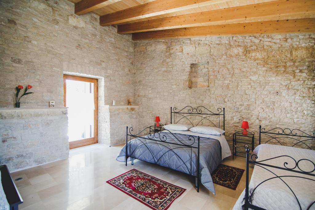 Ai Pilieri Di Bagnoli Villa Castel Del Monte  Exteriör bild